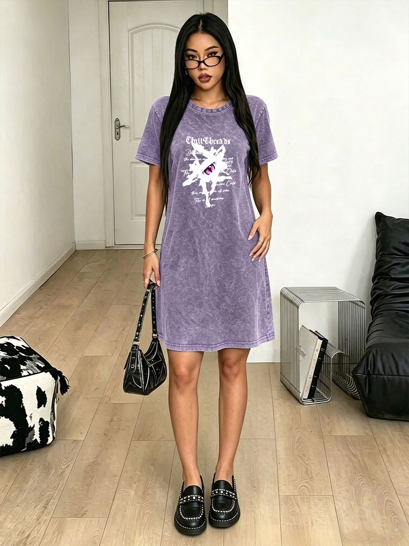 Streetwear Brand With Eye - Kadınlar için Yıkanmış Vintage Tişört Elbise,