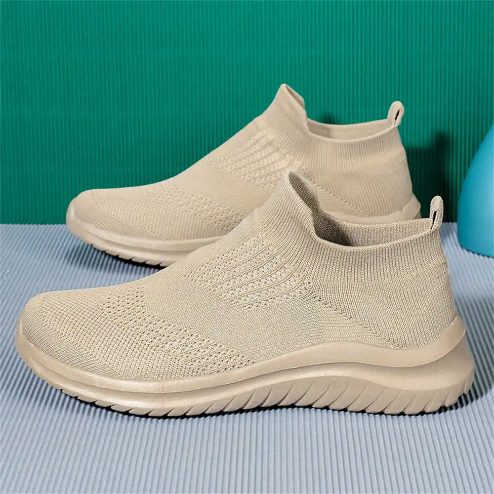 Bej Yumuşak Yeni Yenilik Tenis - Streetwear Brand Uk incelemesi ve fiyatı
